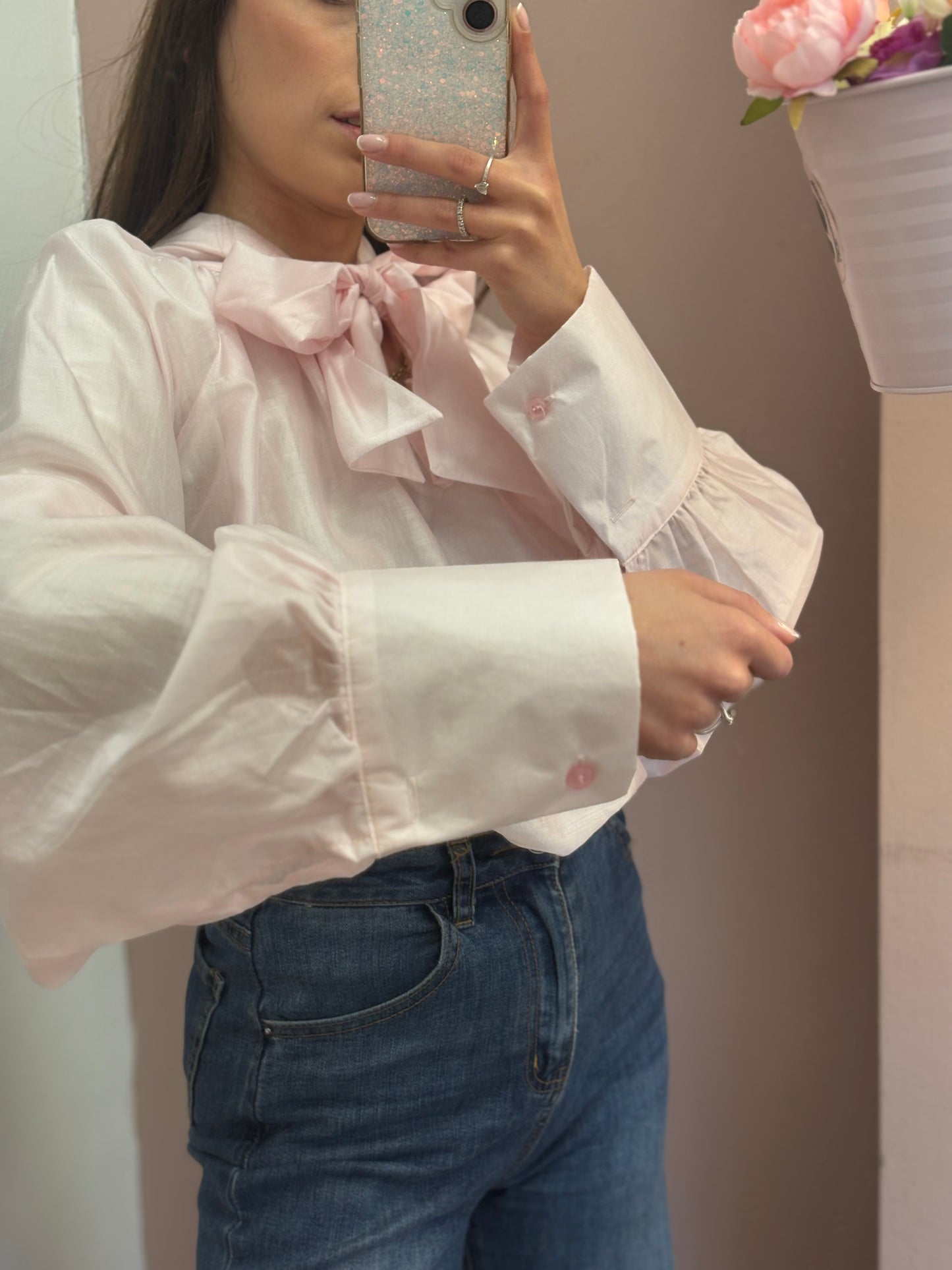 CAMICIA CHIFFON CON FIOCCO ROSA