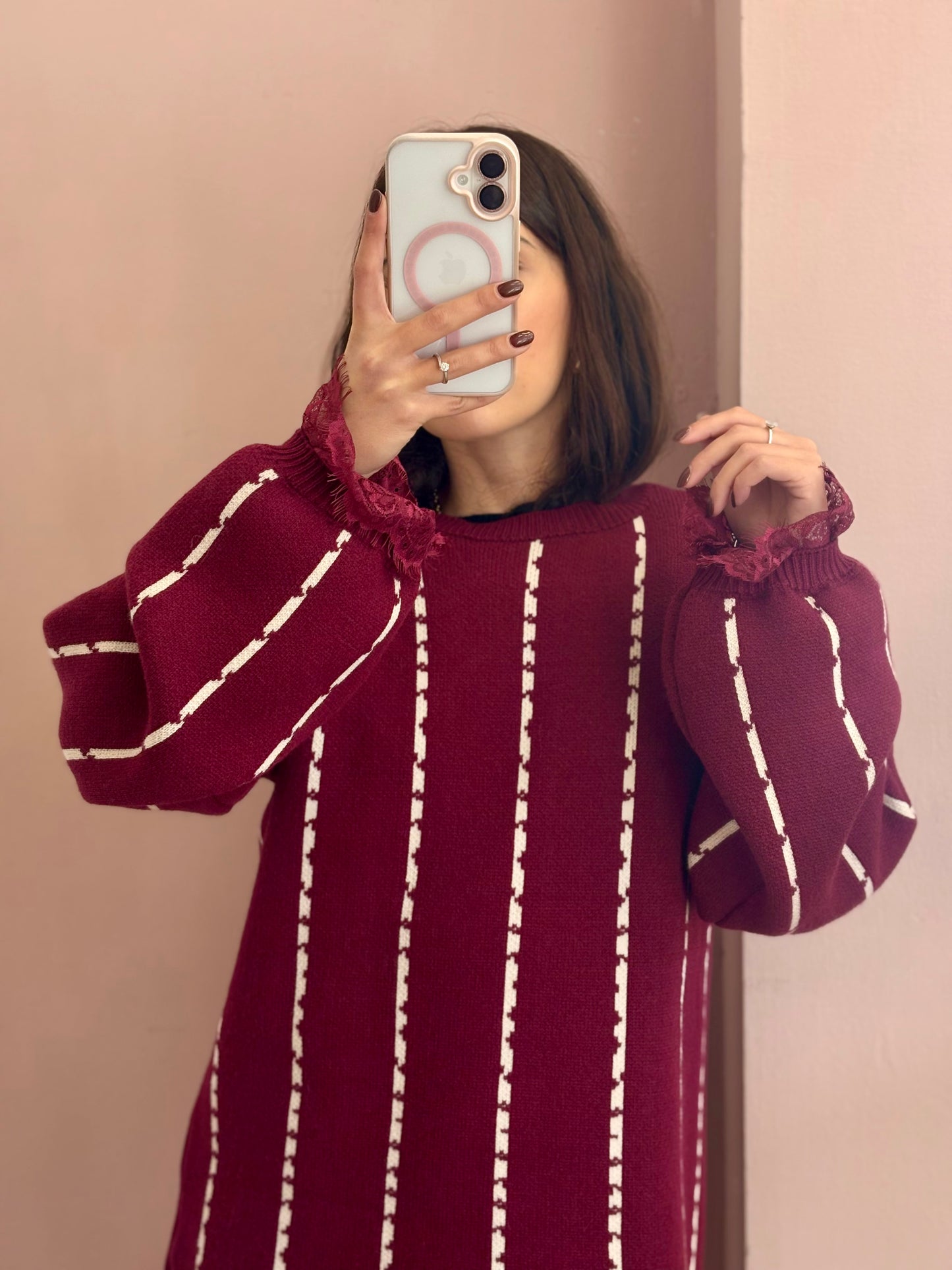 MAXI PULL CON PIZZO BORDEAUX