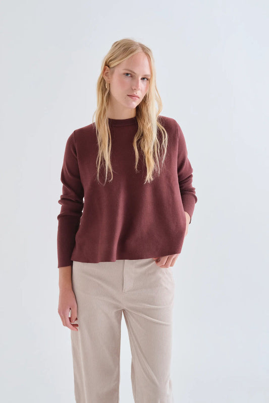 MAGLIA TRAPEZIO MARRONE