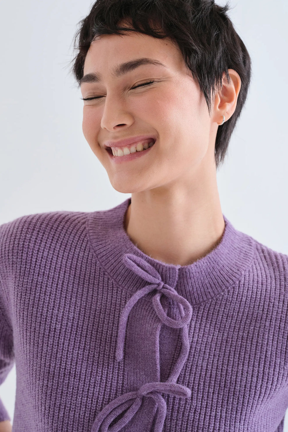 MAGLIONE FIOCCHI VIOLA