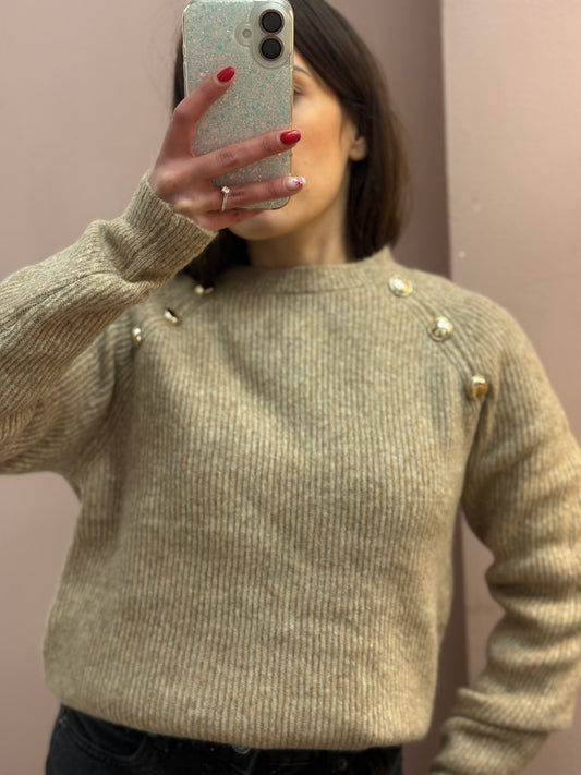 MAGLIONE PANNA CON BOTTONI