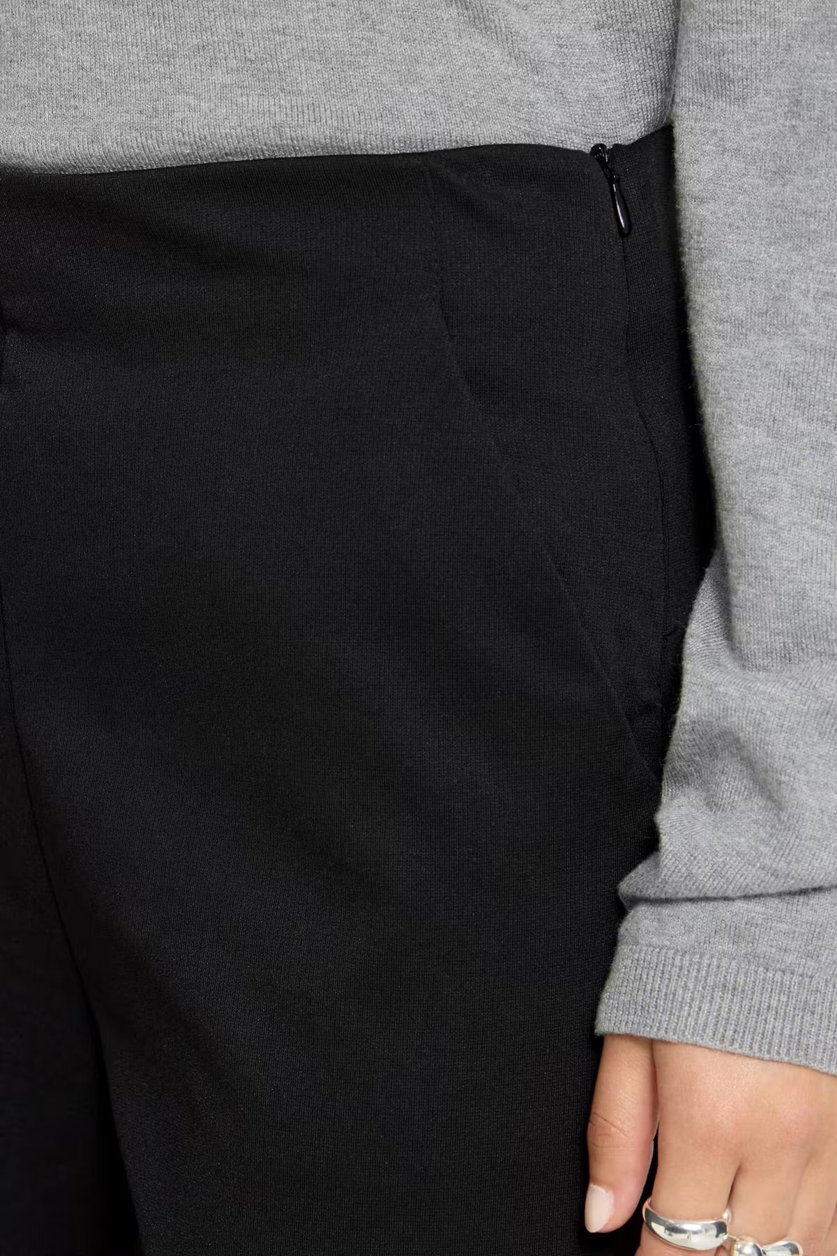 PANTALONE LARGO NERO ICHI