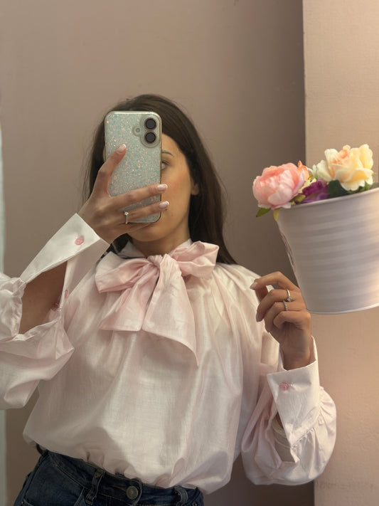 CAMICIA CHIFFON CON FIOCCO ROSA