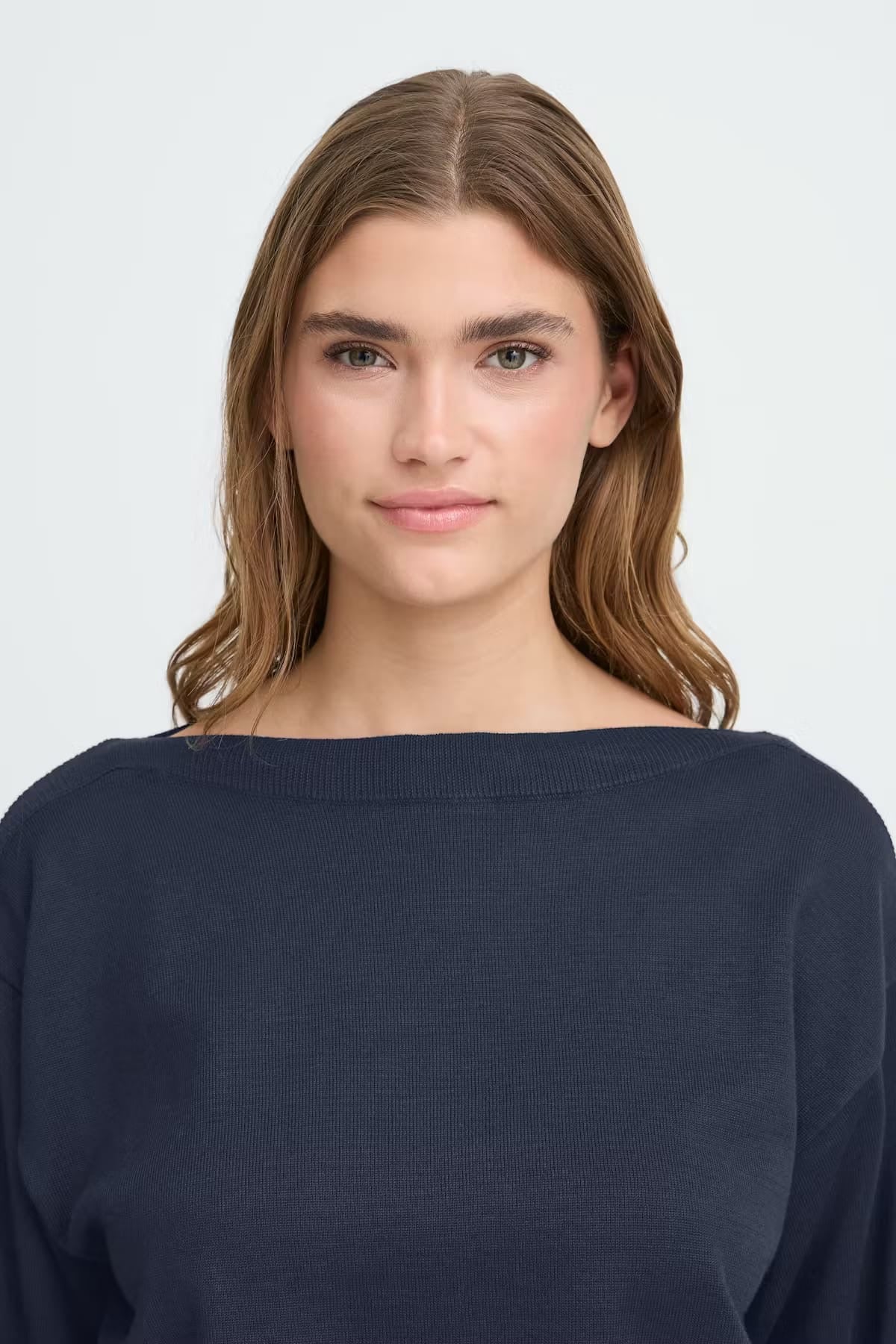 MAGLIA ICHI SCOLLO A BARCA BLU