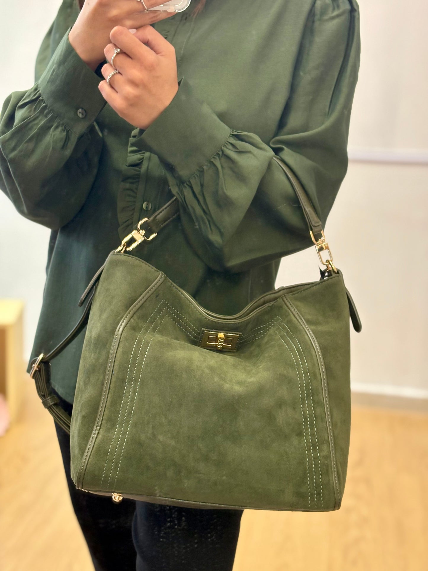 BORSA VERDE CAMOSCIO