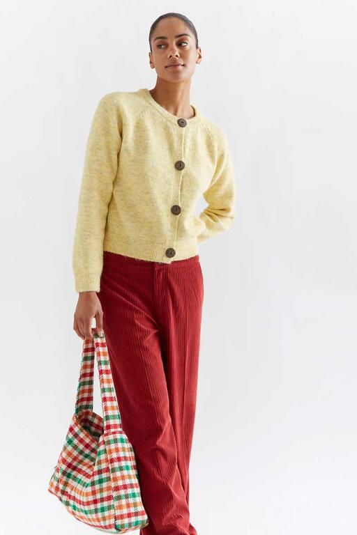 CARDIGAN AMARILLO COMPANIA FANTASTICA