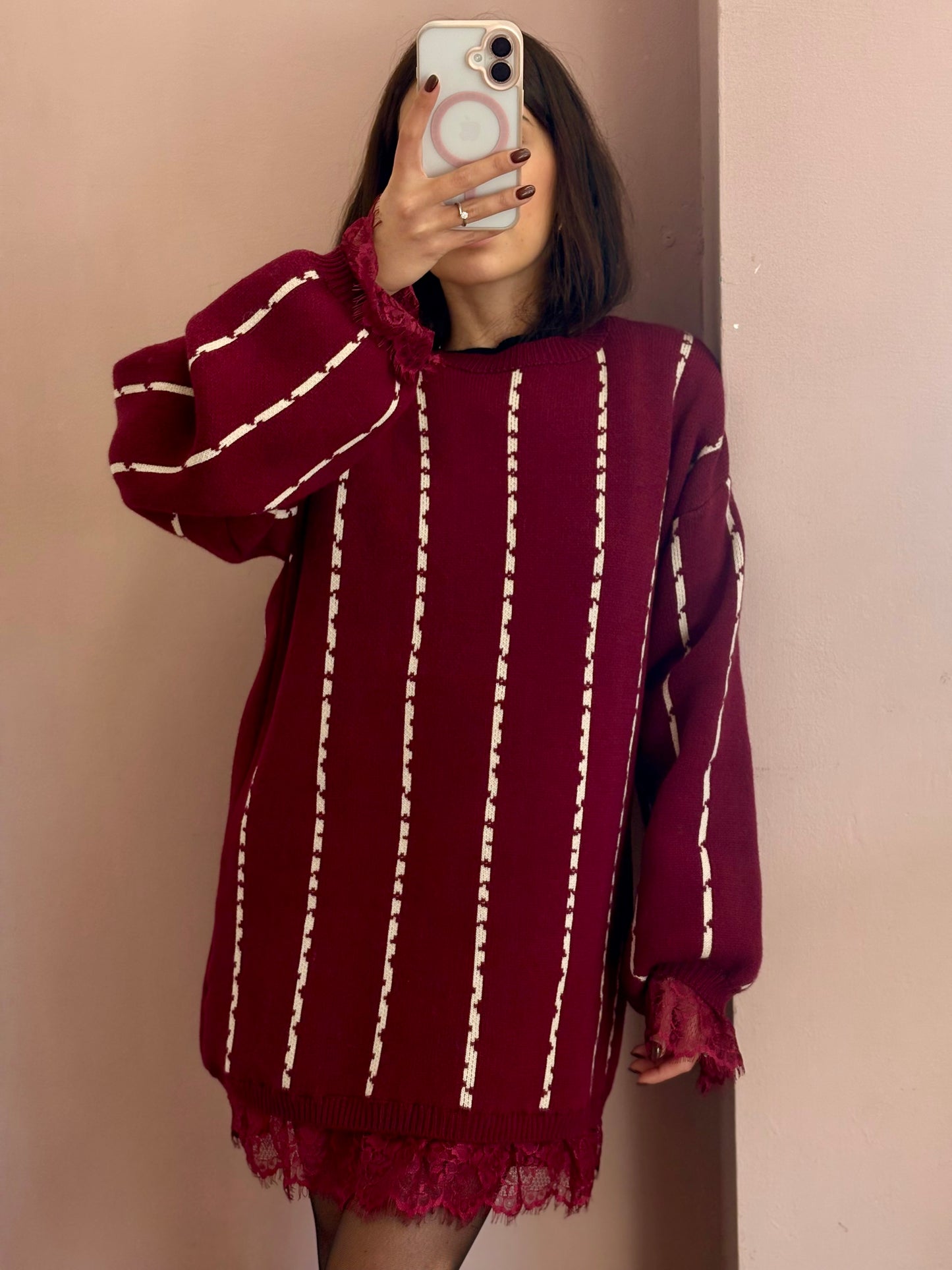 MAXI PULL CON PIZZO BORDEAUX