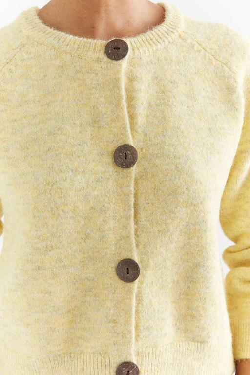 CARDIGAN AMARILLO COMPANIA FANTASTICA