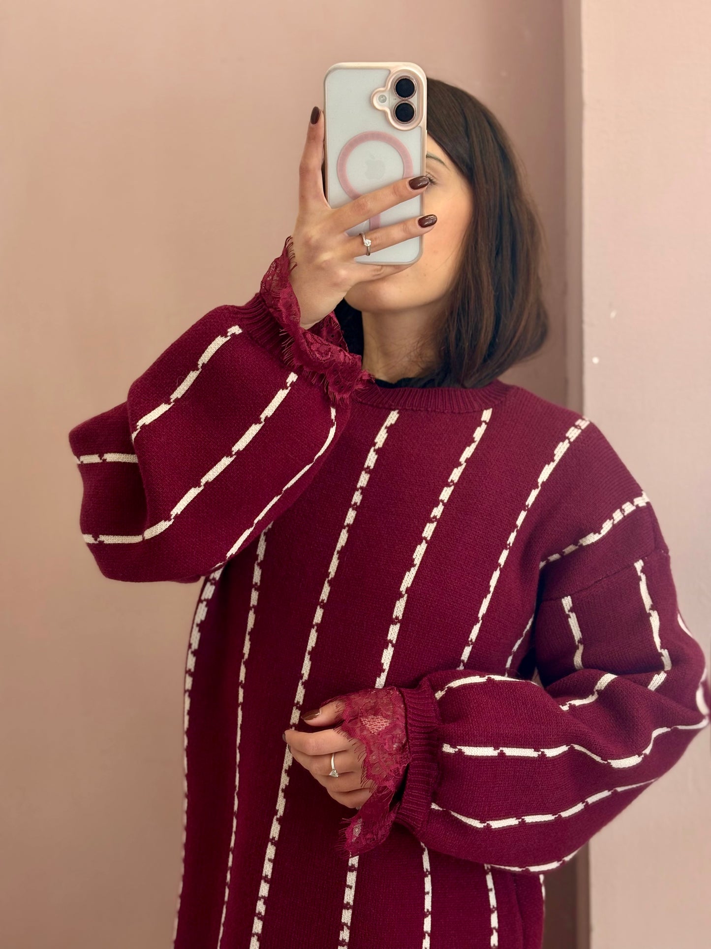 MAXI PULL CON PIZZO BORDEAUX