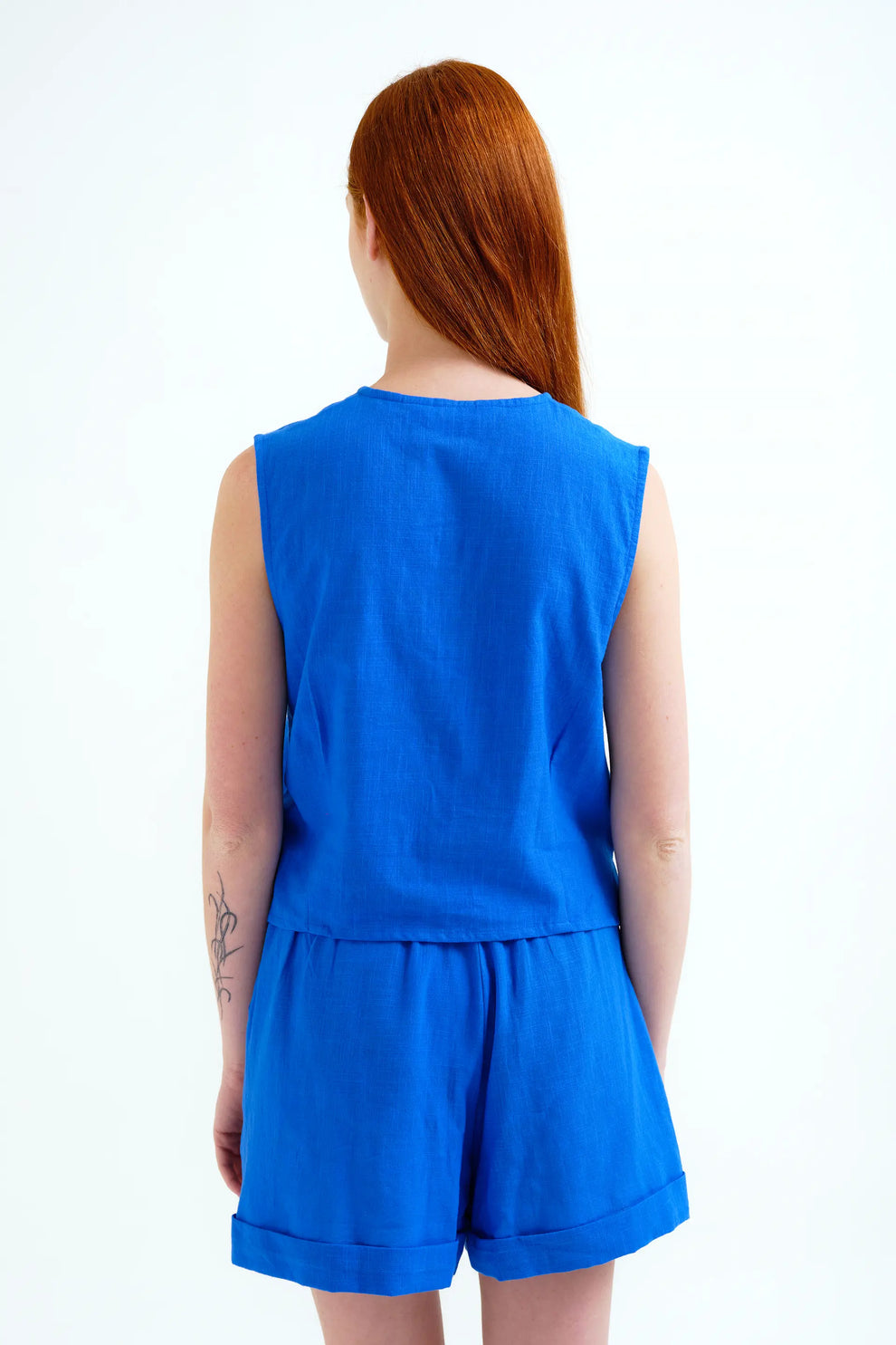 TOP AZZURRO CON STELLE