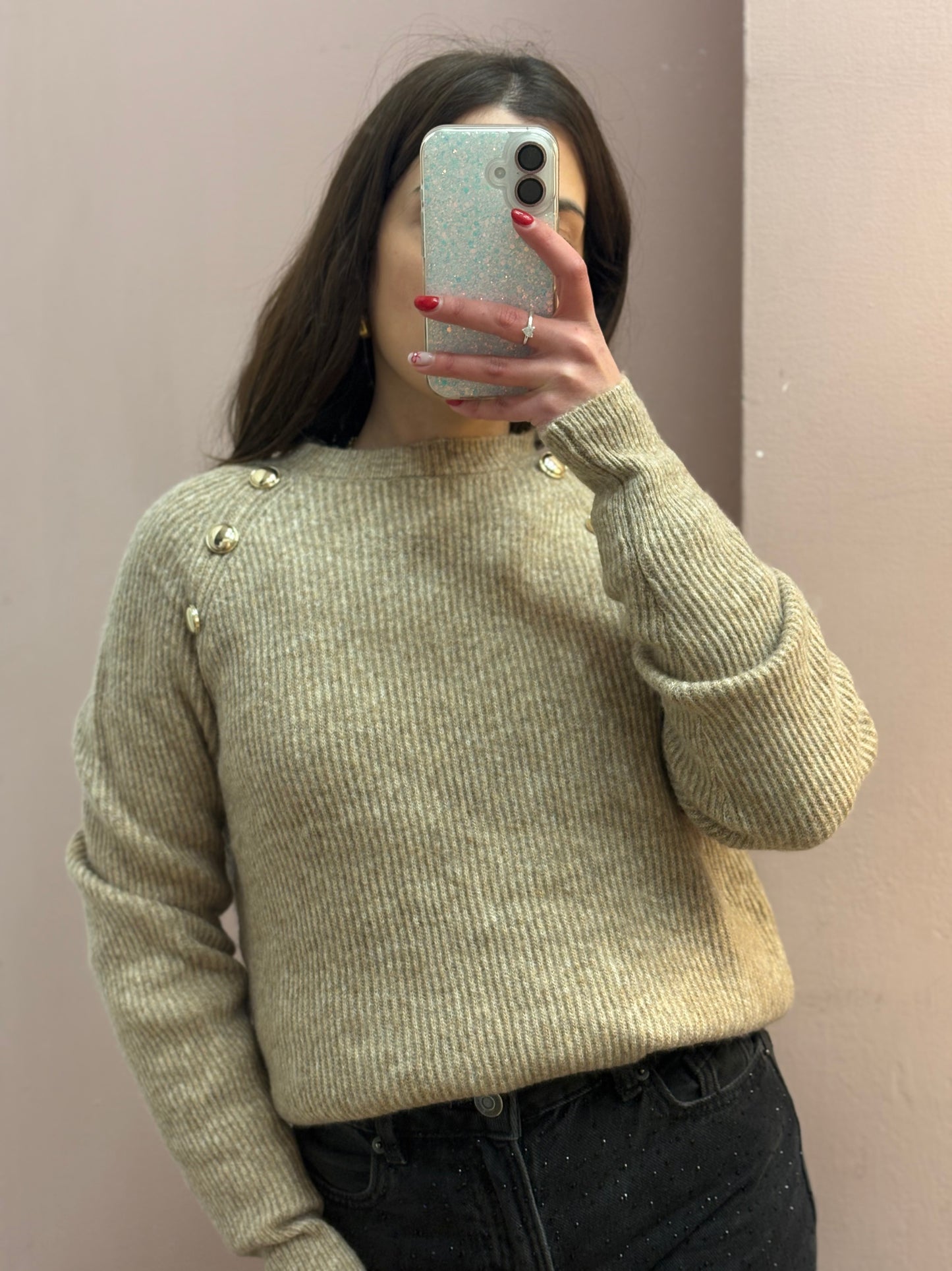 MAGLIONE PANNA CON BOTTONI